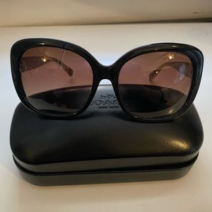 Coach Oversized Polarized Round Sunglasses with case